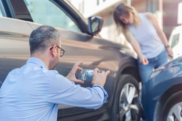 Professional Sr22 Insurance technician working in Fowlerville, MI